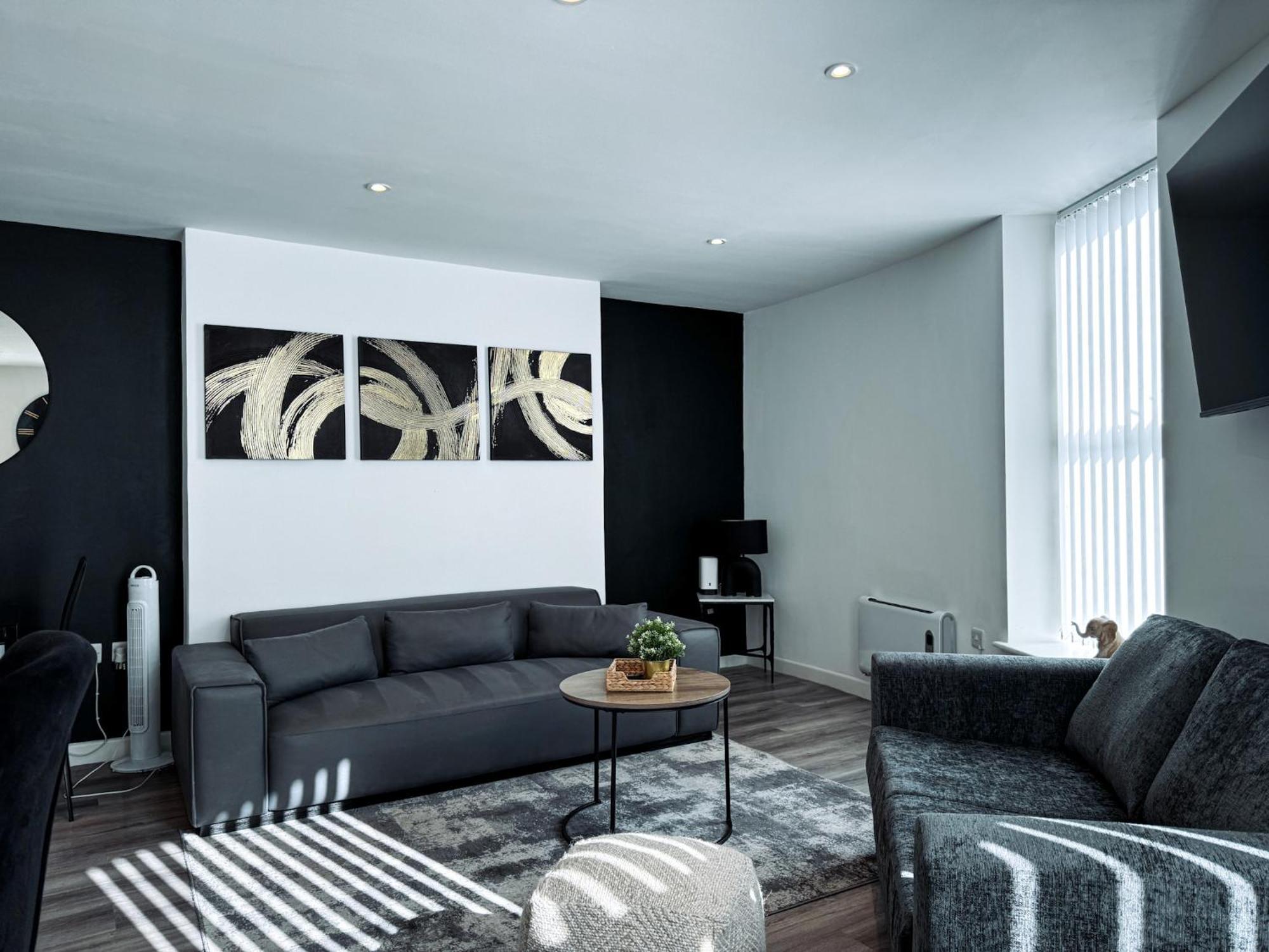 The Seven Suites Liverpool Exterior photo
