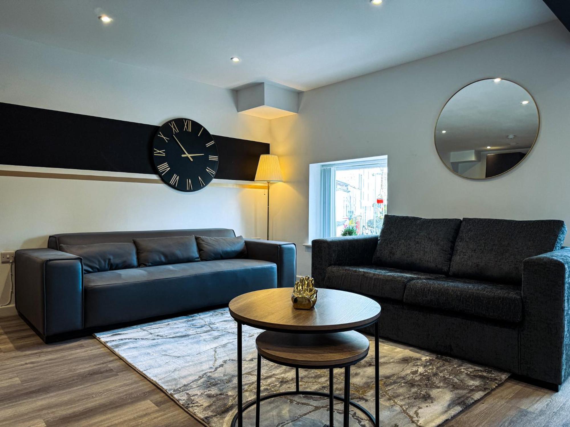 The Seven Suites Liverpool Exterior photo