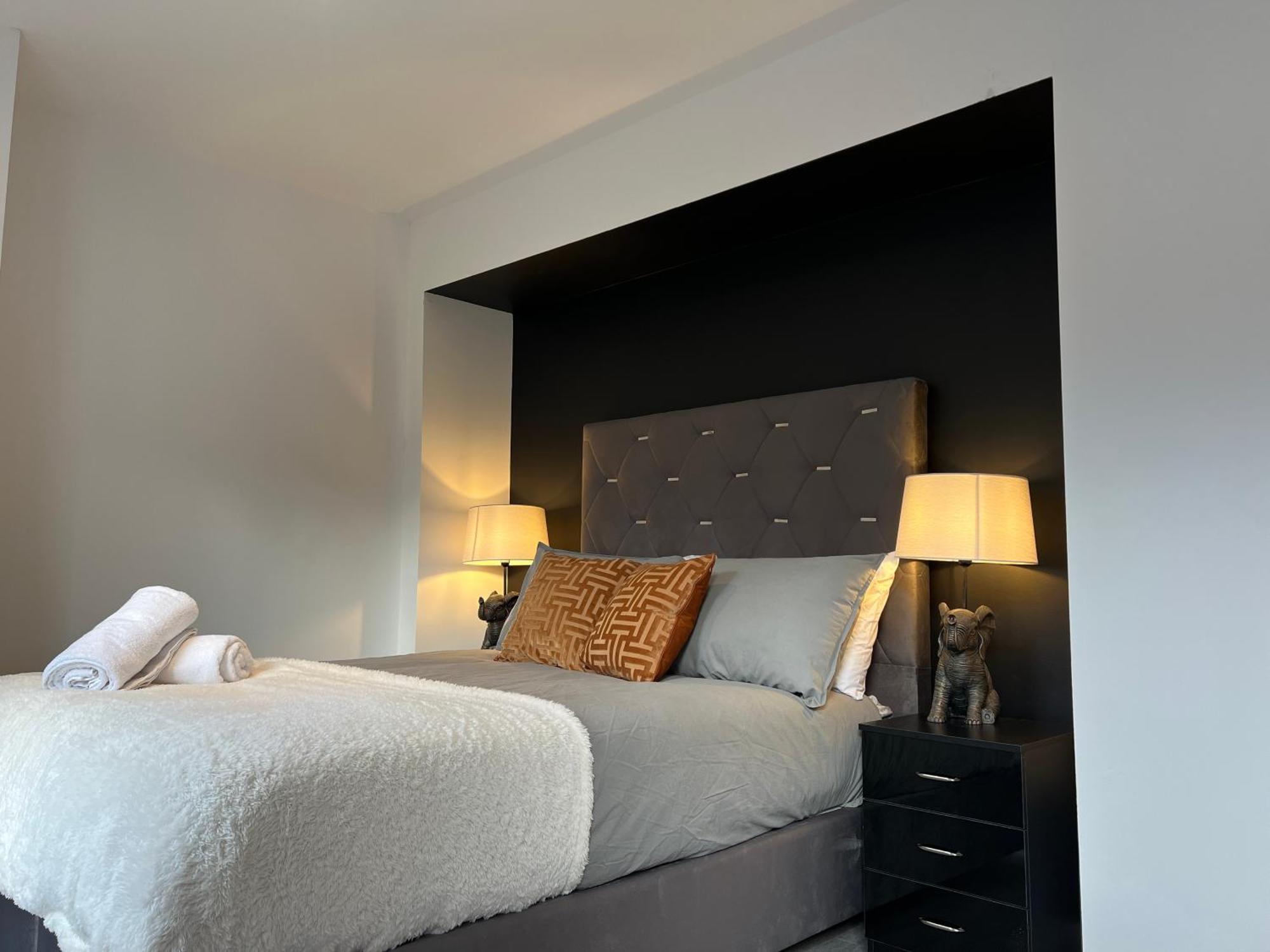 The Seven Suites Liverpool Exterior photo